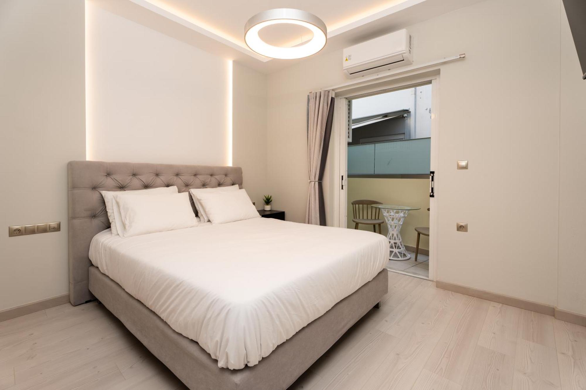 Secret View Apartment, With Private Jacuzzi Rethymno  Bagian luar foto